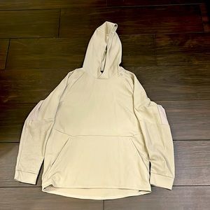 Men’s Lululemon pullover hoodie